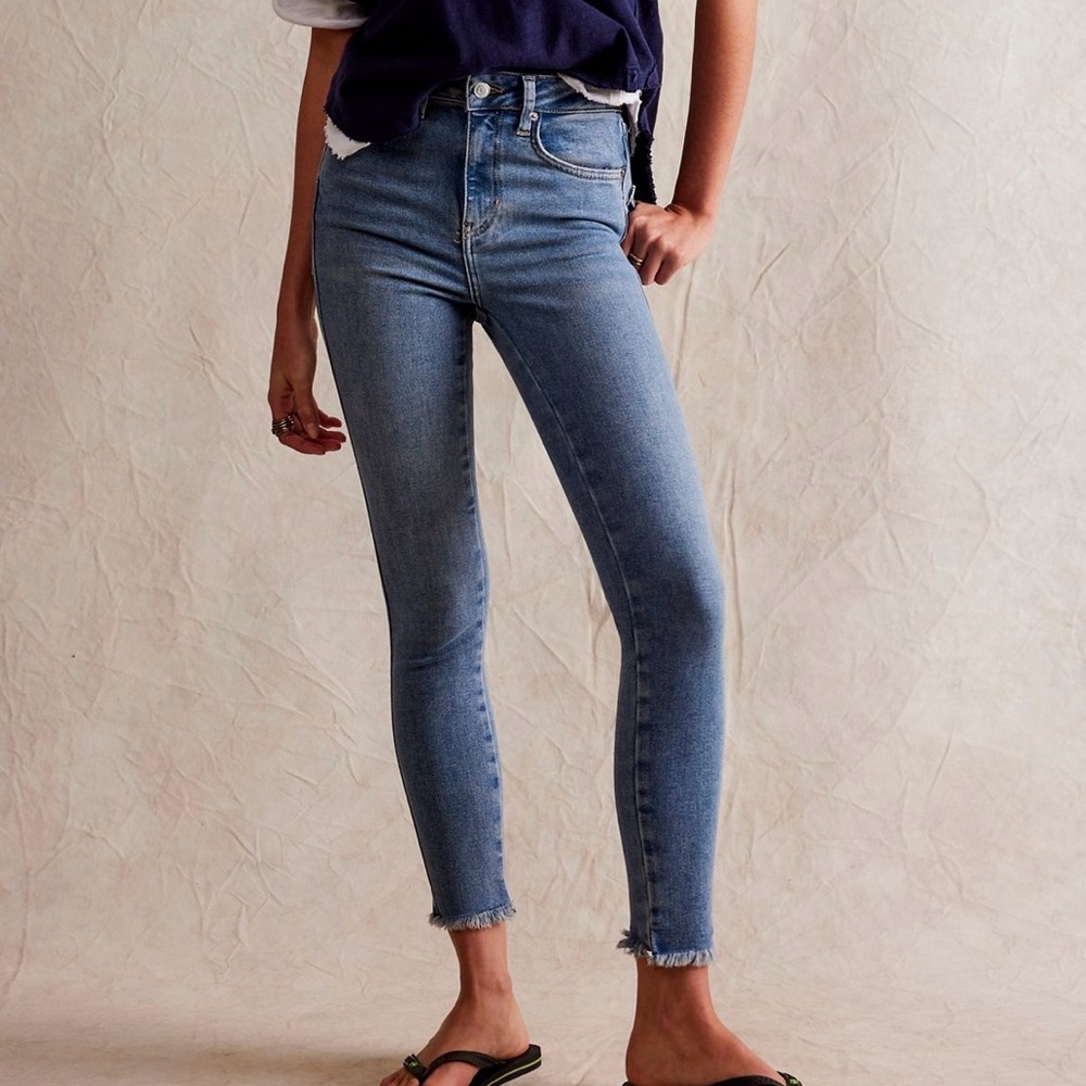 Free People We the free skinny jeans size 27